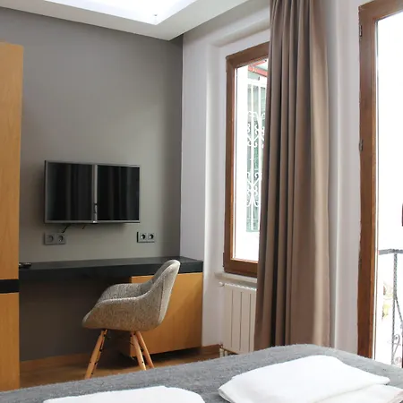 Xenia Taksim Hotel 3*