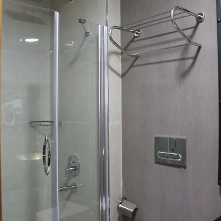 Hotel Xenia Taksim 3*