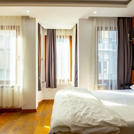 Xenia Taksim ホテル 3*