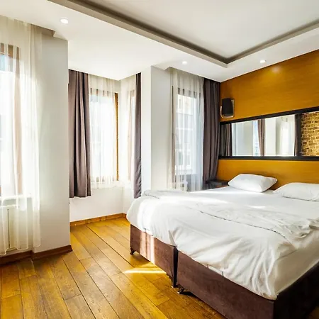 Xenia Taksim 3* イスタンブール