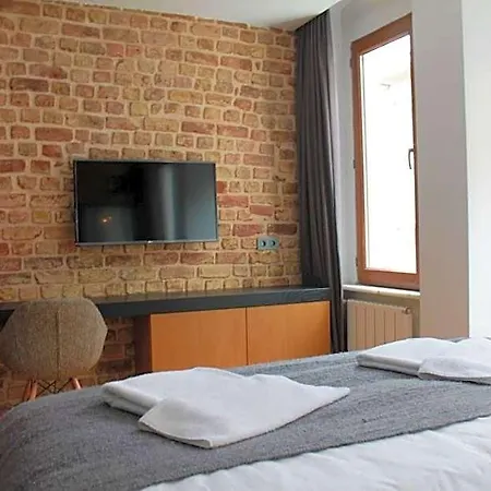Xenia Taksim 3*