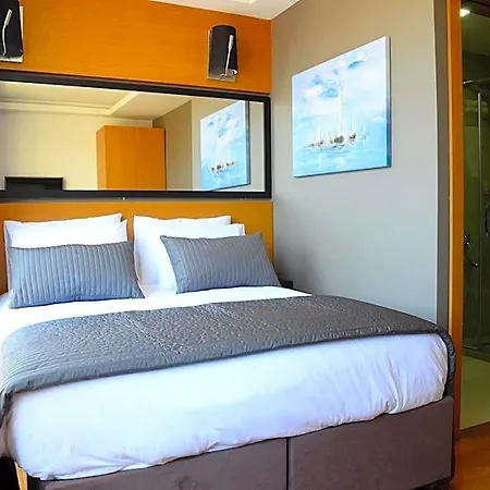 Xenia Taksim 3*